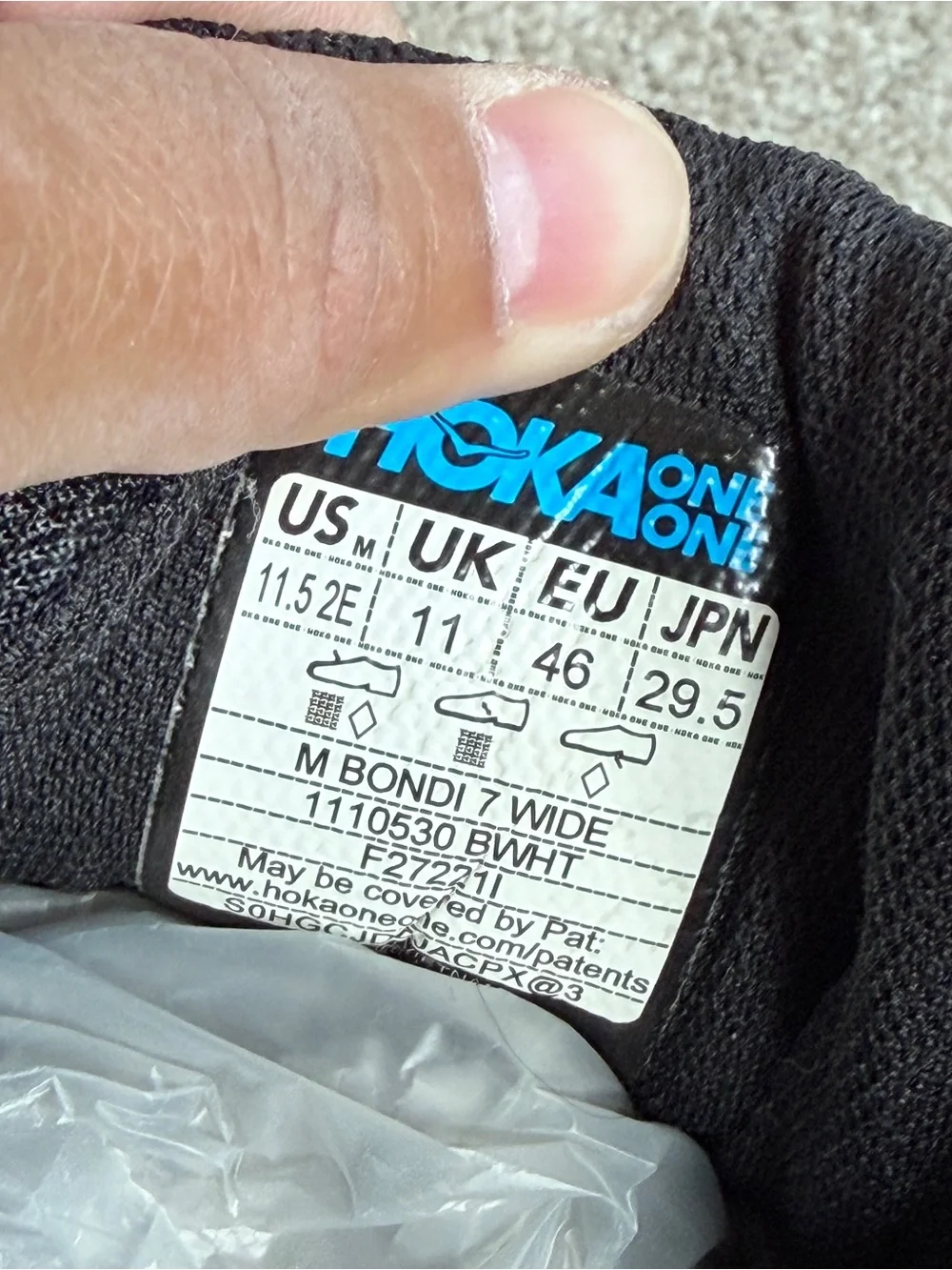 Hoka One One Men’s Bondi 7 Wide Sneakers Shoes Running in Black White 11.5 2E